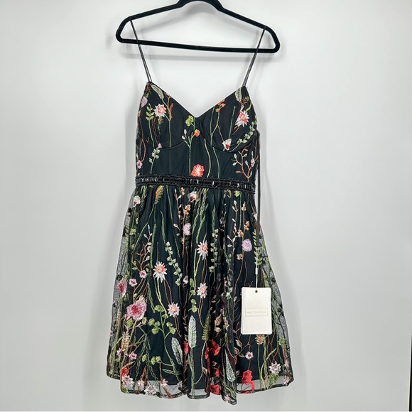 NEW Mac Duggal Floral Embroidered Black Cocktail A Line Dress Black Size 12 - Picture 5 of 10